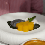 WOON SOM MAMUANG - frykas mandarynkowy z mango, sos kokosowo-miodowy, nasiona bazylii - restauracja tajska Bankcook Poznań
